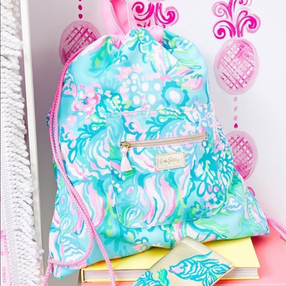 🌴Lilly Pulitzer GWP Backpack & Sunglass Case🌴